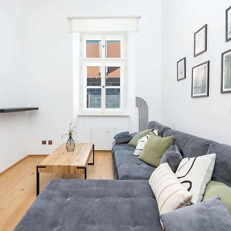 Okno Casu Apartmán