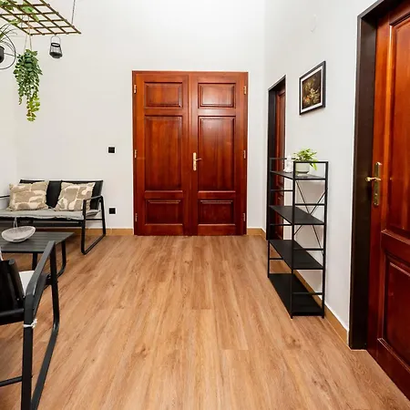Apartment Okno Casu Třeboň